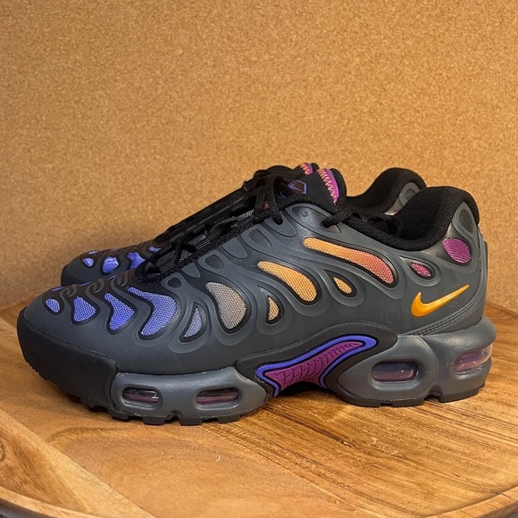 Nike
Air max plus drift
Brand new - Picture 3 of 12